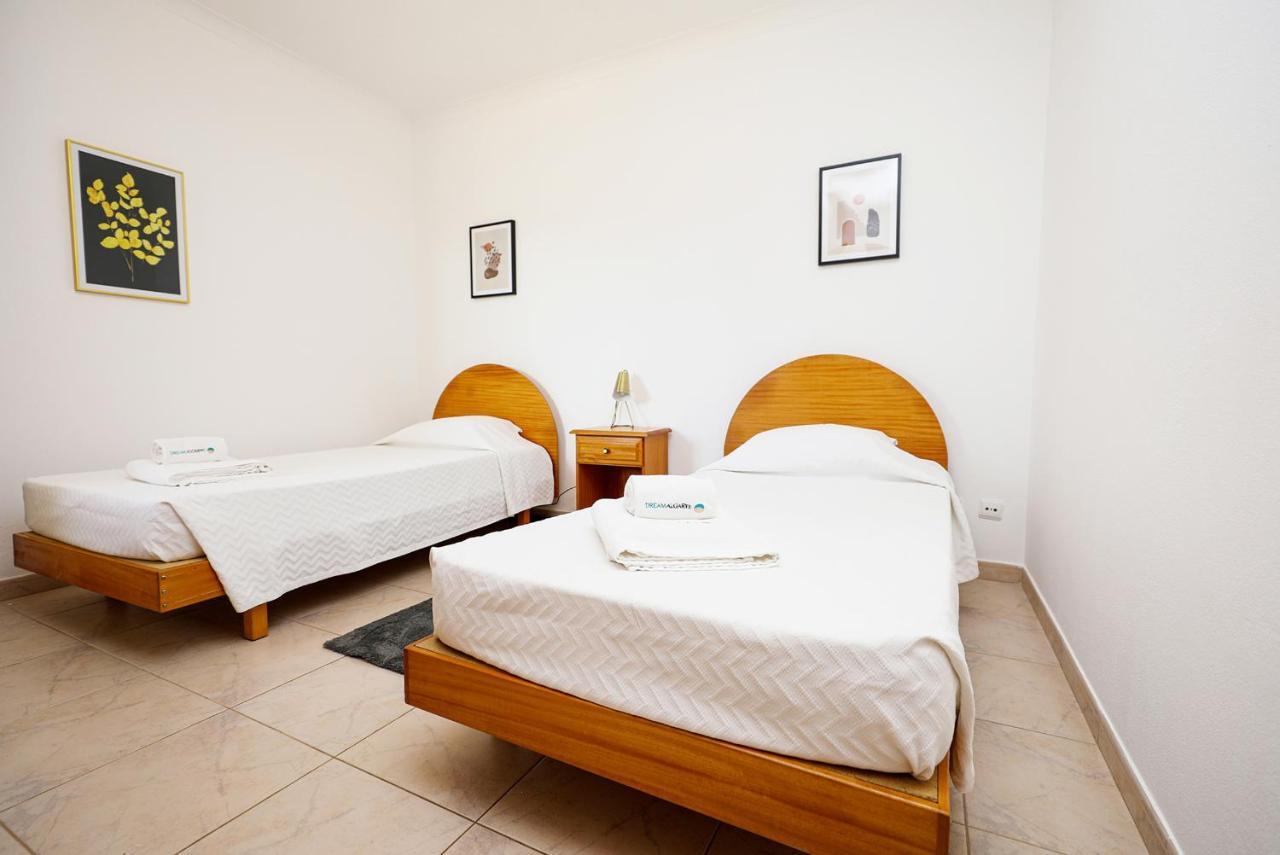 B76 - Piedade In Apartamento Lagos